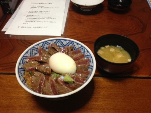 ゴリラで赤牛丼ツアー